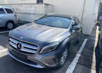 Homem é preso suspeito de usar nome de policial para habilitar chip de celular em Sorocaba; carros de luxo também foram apreendidos