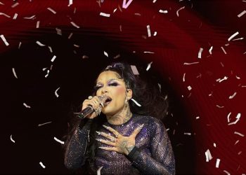 'Eita, Glória (Groove)!': com show versátil, cantora apresenta música nova pela primeira vez e reúne 'todas as tribos' na Festa Junina de Votorantim